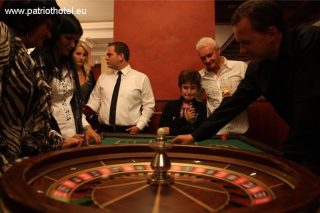 Hotel Patriot ve Skalici (Slovensko) - James Bond Párty – fotka 5
