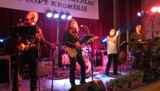 Ples COPT Kroměříž (20. 1. 2012) – fotka 5