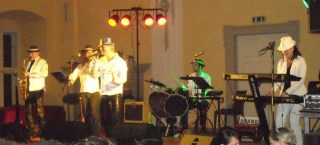 Městský ples Holešov (21. 1. 2012) – fotka 11