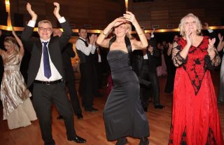 Nitra - Divadelní ples (11. 1. 2013) – fotka 11