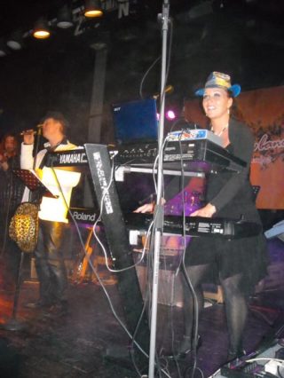 Myslivecký ples - Lukov (15. 1. 2011) – fotka 15