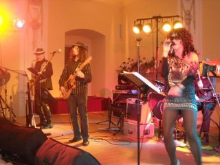 Městský ples Holešov (21. 1. 2012) – fotka 22