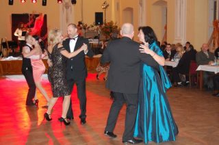 Holešov - Městský ples (19. 1. 2013) – fotka 30